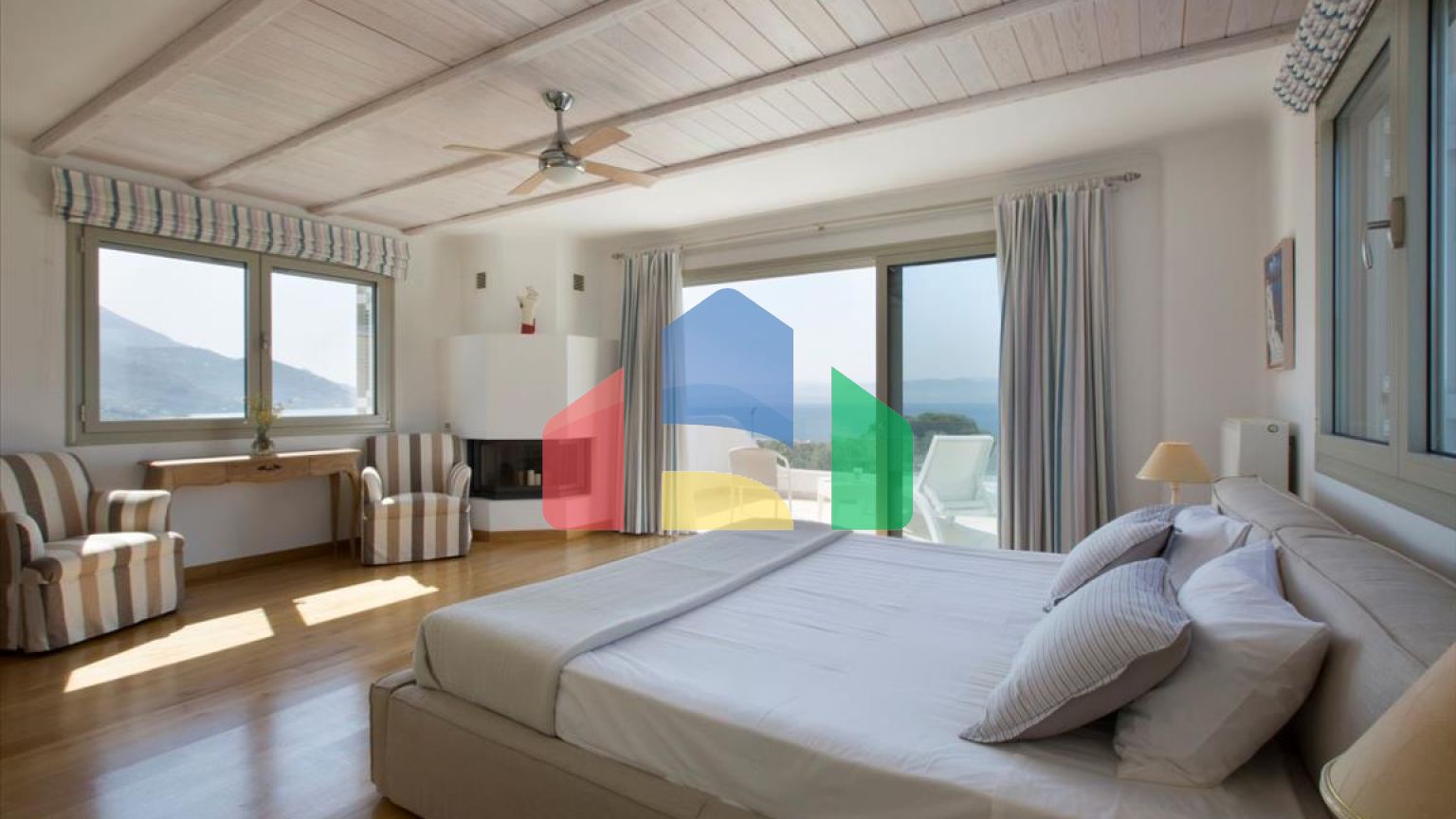 Продажа - Вилла 500 m² в Лутраки