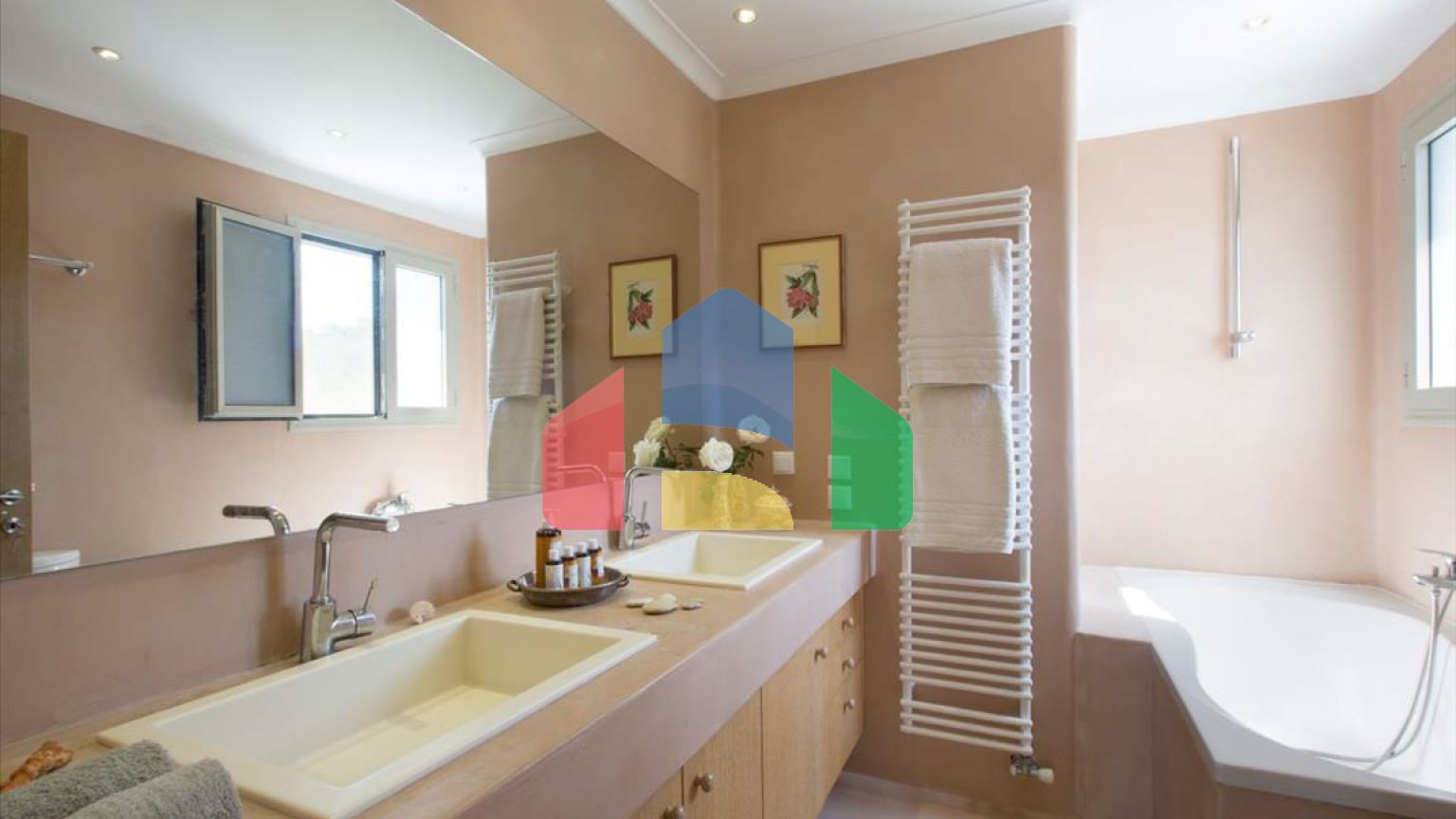 Продажа - Вилла 500 m² в Лутраки