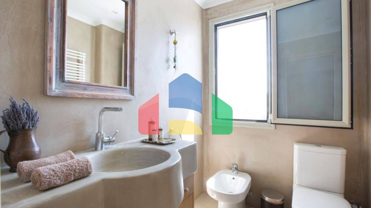 Продажа - Вилла 500 m² в Лутраки