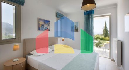 Продажа - Вилла 500 m² в Лутраки