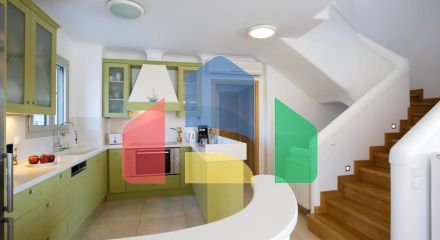 Продажа - Вилла 500 m² в Лутраки