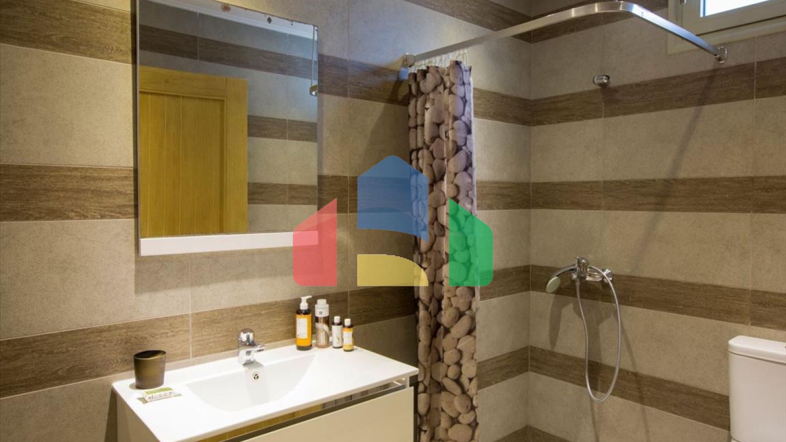 Продажа - Вилла 500 m² в Лутраки