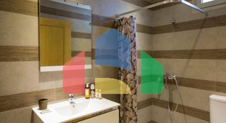 Продажа - Вилла 500 m² в Лутраки