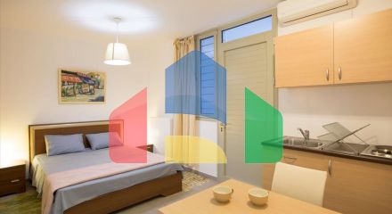 Продажа - Вилла 500 m² в Лутраки