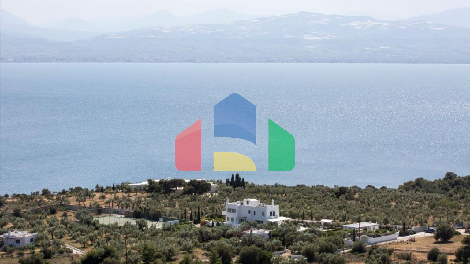 Продажа - Вилла 500 m² в Лутраки