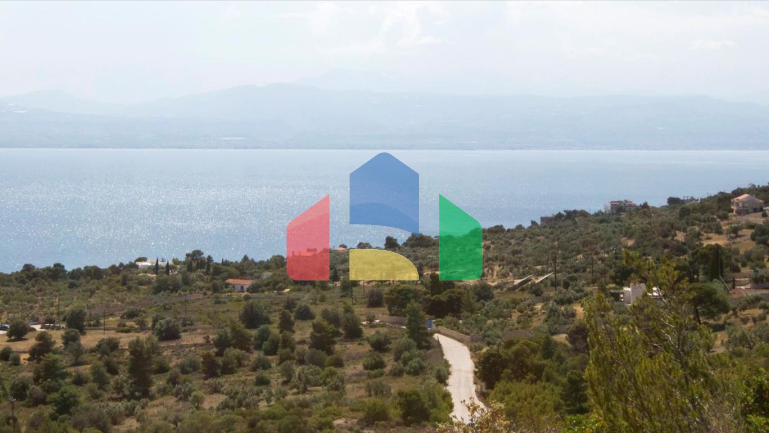 Продажа - Вилла 500 m² в Лутраки