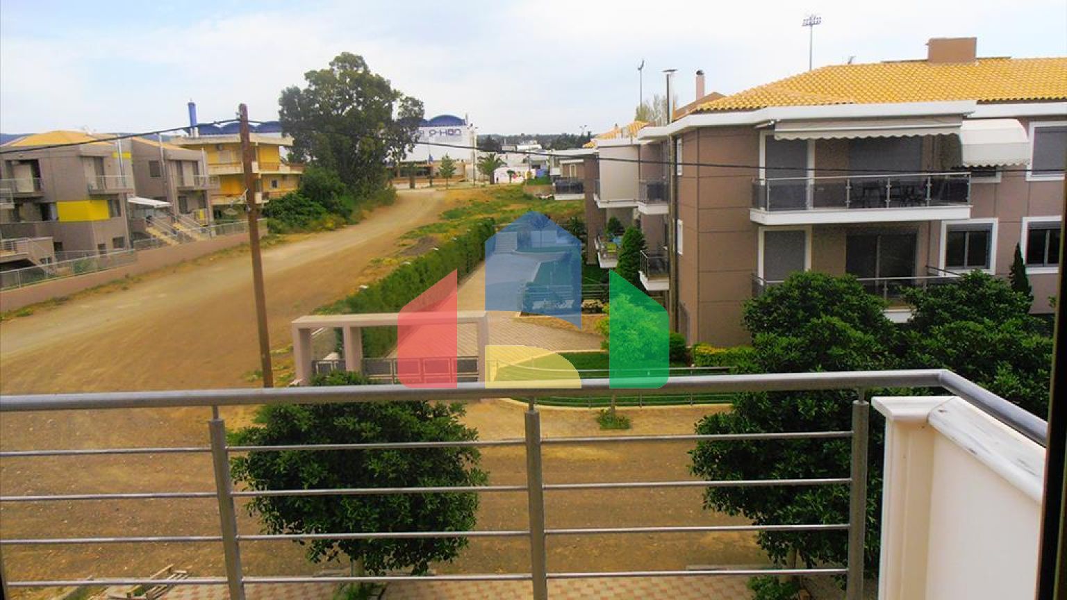 Продаж - Таунхаус 180 m² в Лутракі