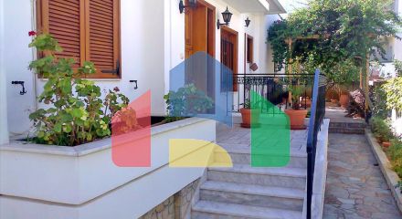 For Sale - Detached house 160 m² in Loutraki
