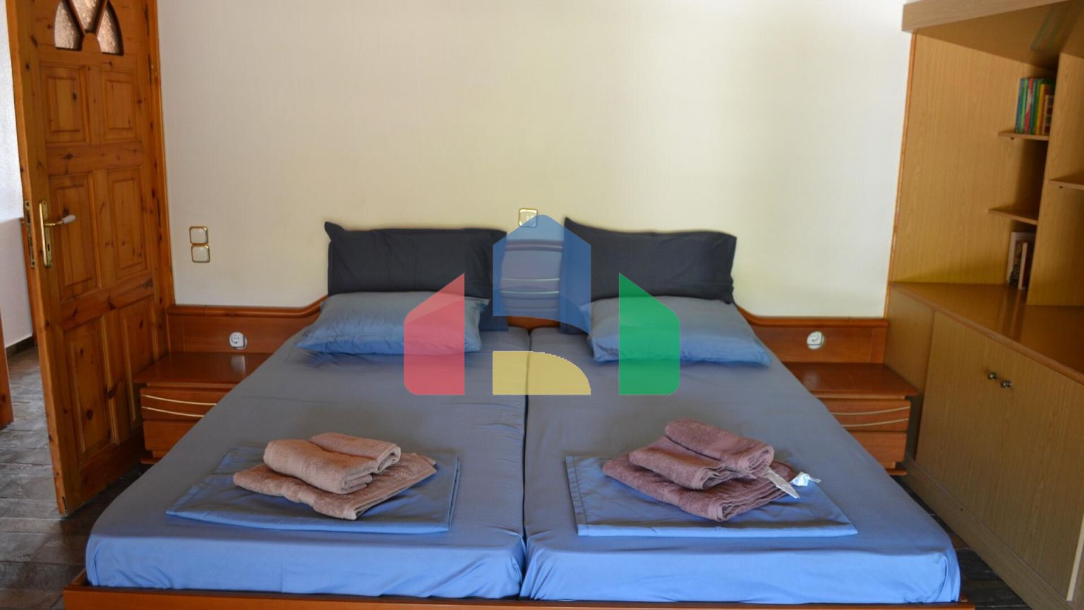 Продаж - Вілла 320 m² в Лутракі