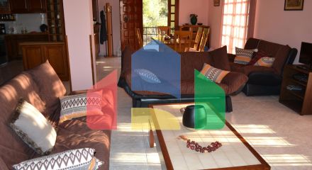 Продаж - Вілла 320 m² в Лутракі