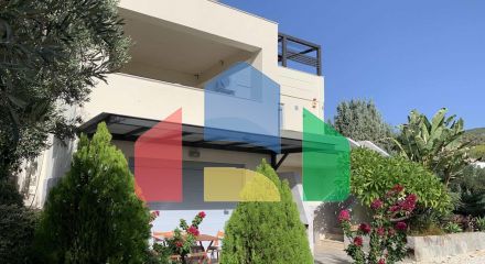 For Sale - Detached house 340 m² in Loutraki