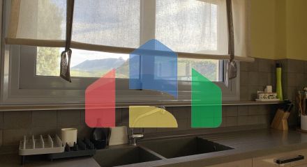 Продаж - Котедж 340 m² в Лутракі