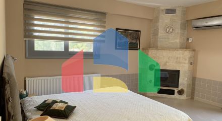 Продаж - Котедж 340 m² в Лутракі