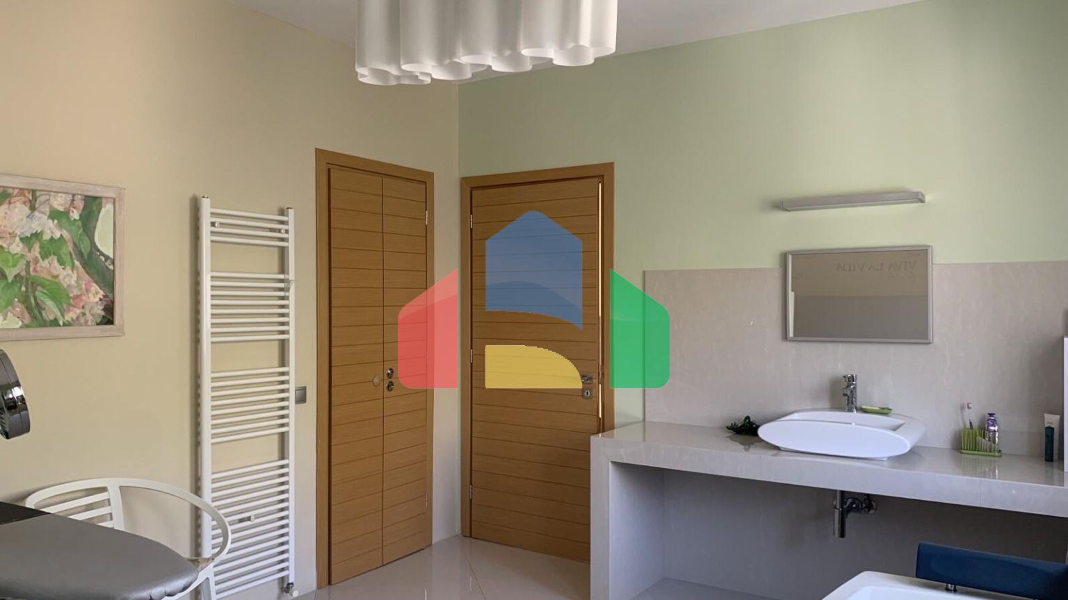 Продаж - Котедж 340 m² в Лутракі