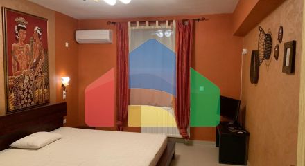 Продаж - Котедж 340 m² в Лутракі