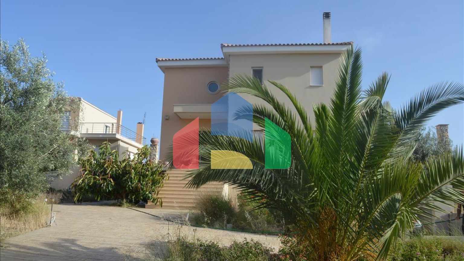 Продаж - Таунхаус 330 m² в Лутракі