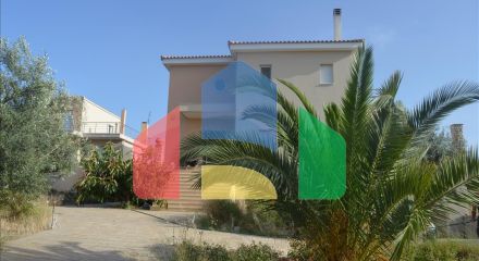 Продаж - Таунхаус 330 m² в Лутракі