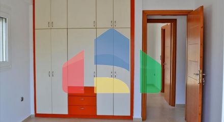 Продаж - Комплекс 910 m² в Лутракі