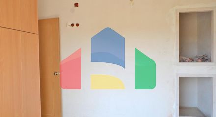 Продаж - Бізнес 486 m² в Лутракі