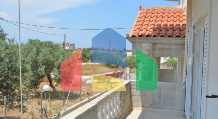 Продаж - Бізнес 486 m² в Лутракі