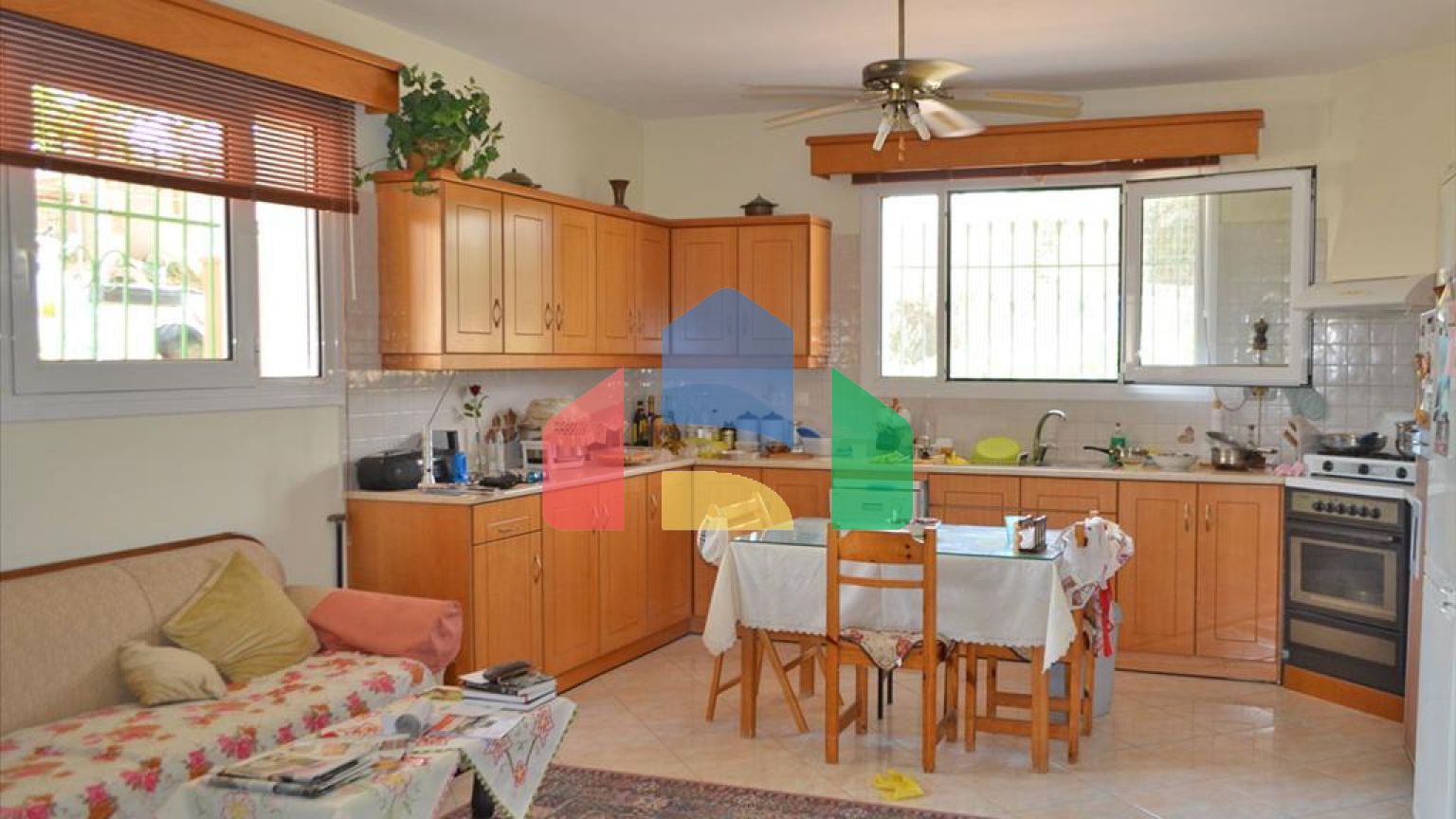 Продажа - Бизнес 486 m² в Лутраки