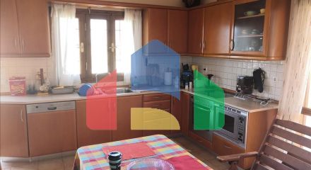 Продаж - Котедж 376 m² в Лутракі