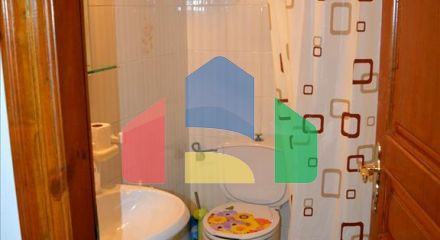 Продаж - Котедж 300 m² в Лутракі