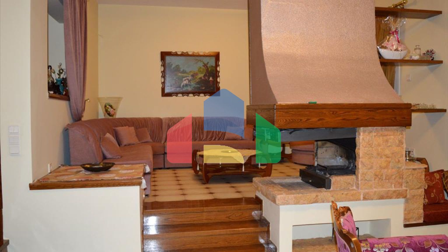 Продаж - Котедж 300 m² в Лутракі