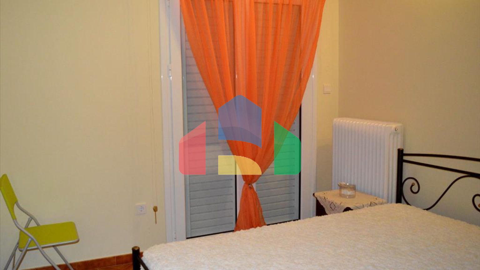 Продаж - Котедж 300 m² в Лутракі