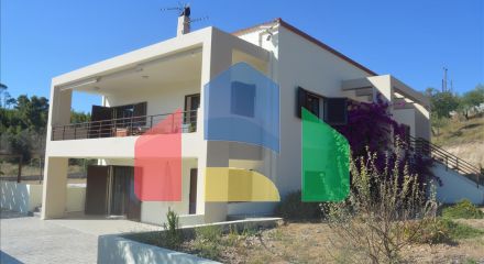 For Sale - Detached house 270 m² in Loutraki