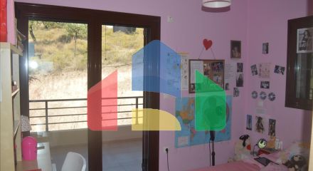 Продаж - Котедж 270 m² в Лутракі