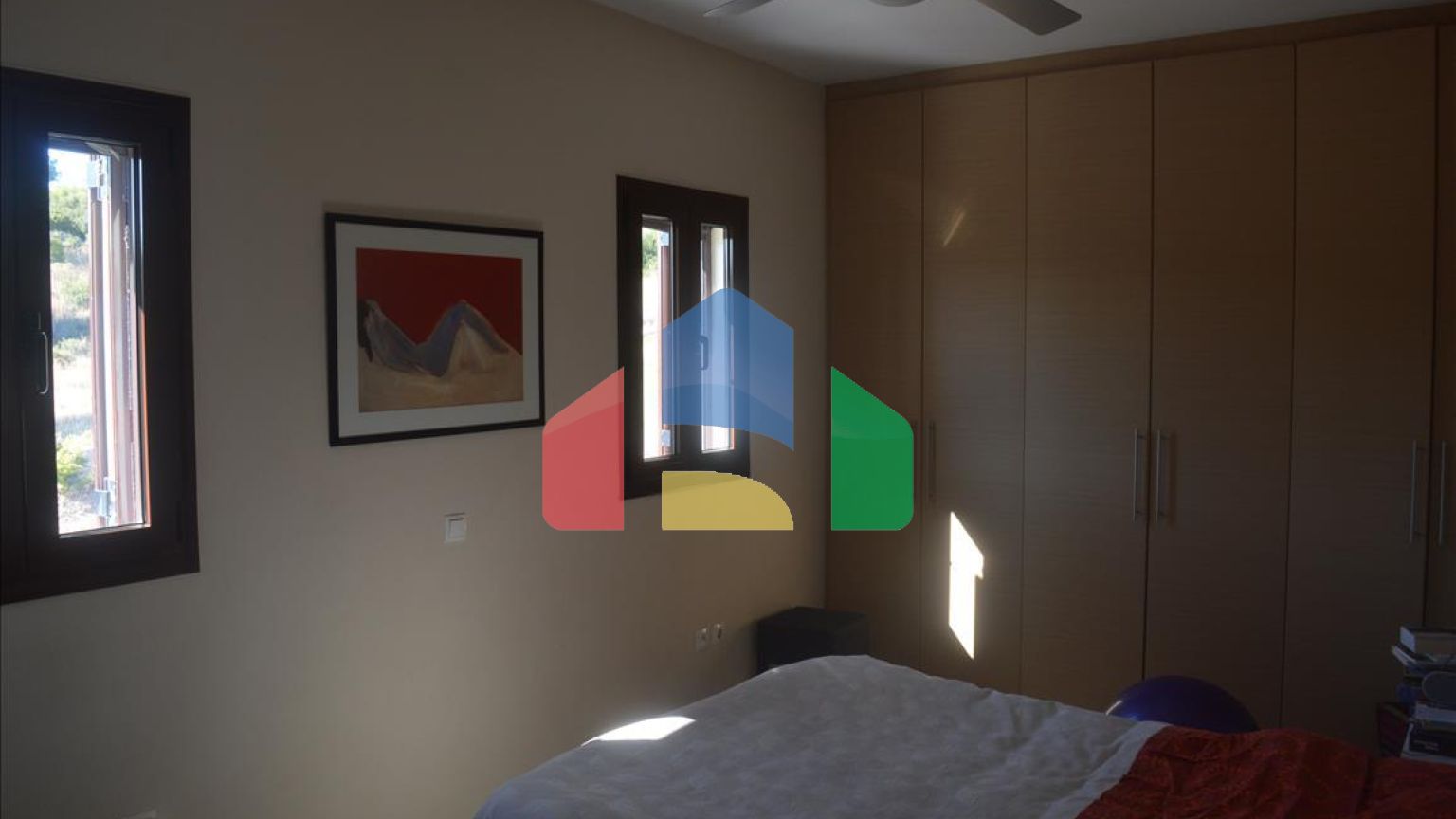 Продаж - Котедж 270 m² в Лутракі