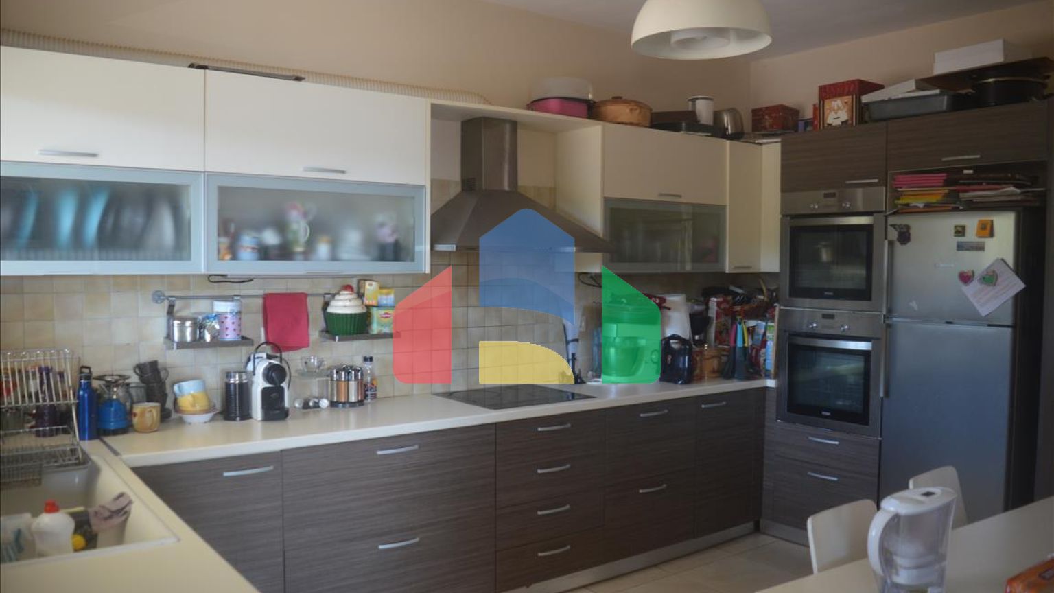 Продаж - Котедж 270 m² в Лутракі