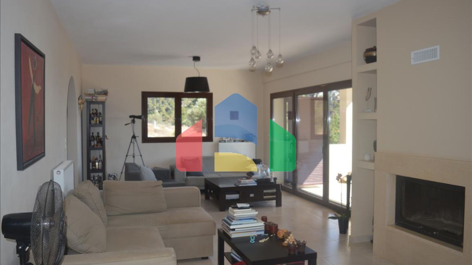 Продаж - Котедж 270 m² в Лутракі