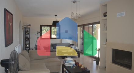 Продаж - Котедж 270 m² в Лутракі