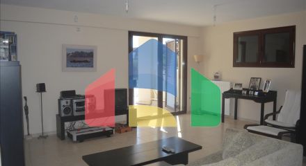 Продаж - Котедж 270 m² в Лутракі