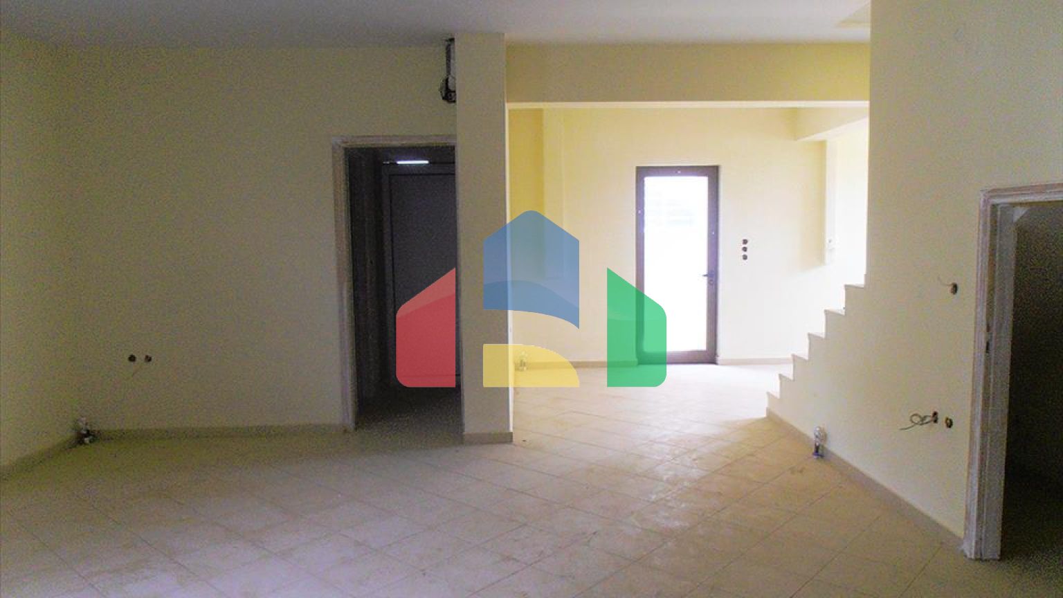 Продаж - Котедж 230 m² в Лутракі