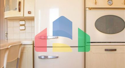 Продаж - Котедж 293 m² в Лутракі