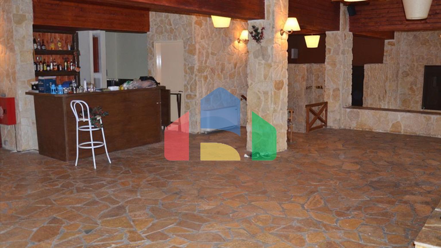 Продажа - Вилла 378 m² в Лутраки