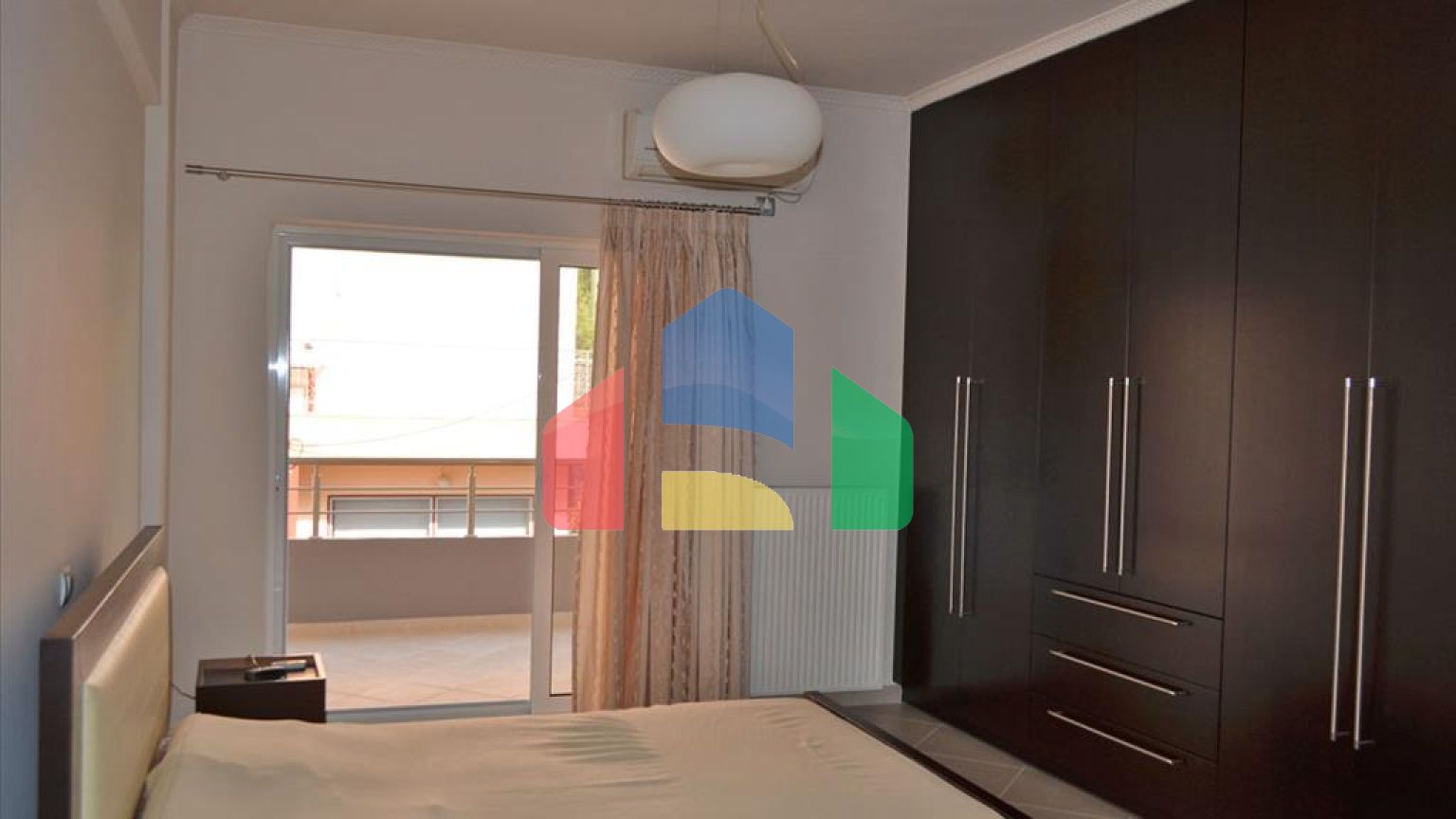 Продаж - Таунхаус 207 m² в Лутракі