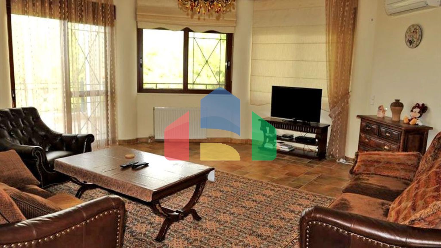 Продаж - Вілла 380 m² в Лутракі