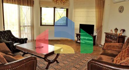 Продаж - Вілла 380 m² в Лутракі