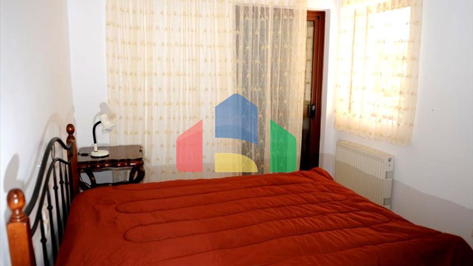 Продаж - Вілла 380 m² в Лутракі