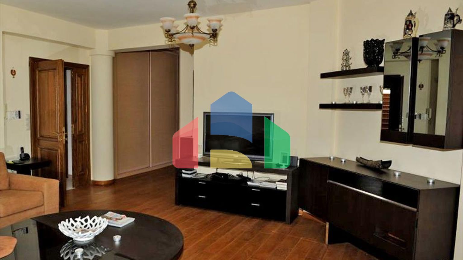 Продаж - Вілла 380 m² в Лутракі