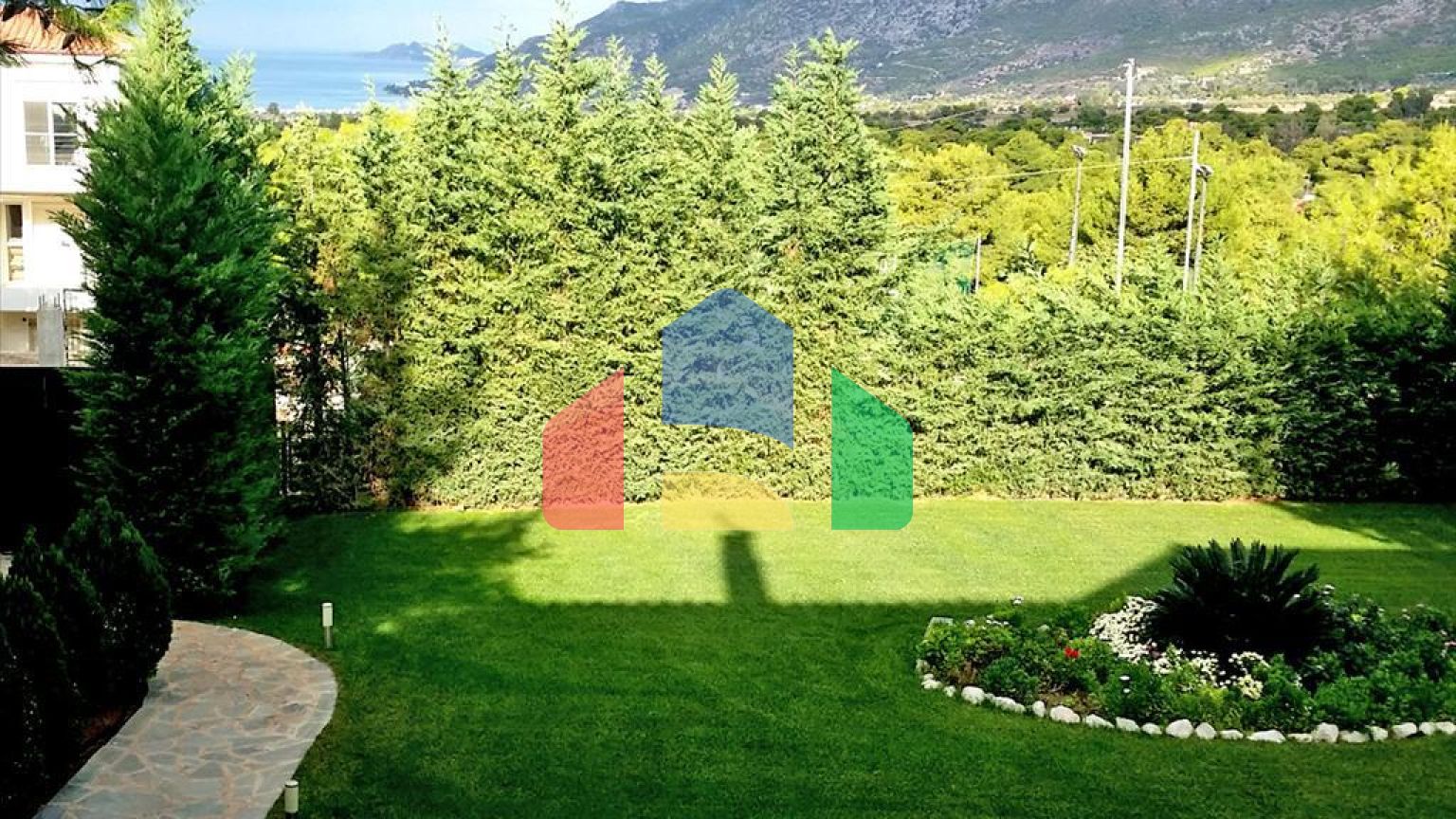 Продаж - Вілла 380 m² в Лутракі