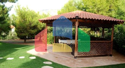 Продаж - Вілла 380 m² в Лутракі