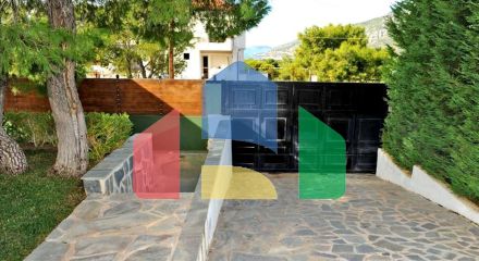 Продаж - Вілла 380 m² в Лутракі