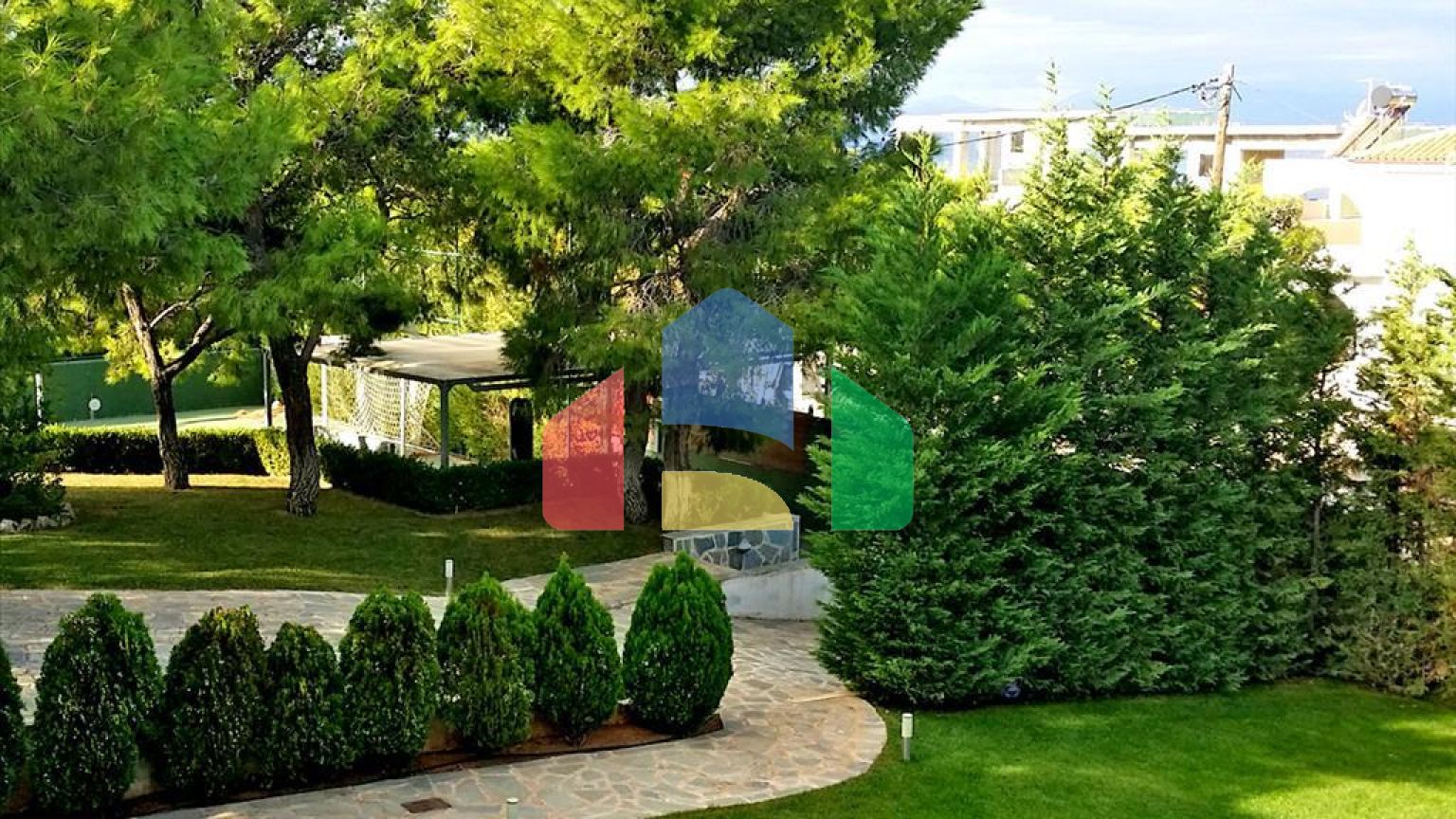 Продаж - Вілла 380 m² в Лутракі