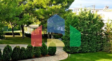 Продаж - Вілла 380 m² в Лутракі