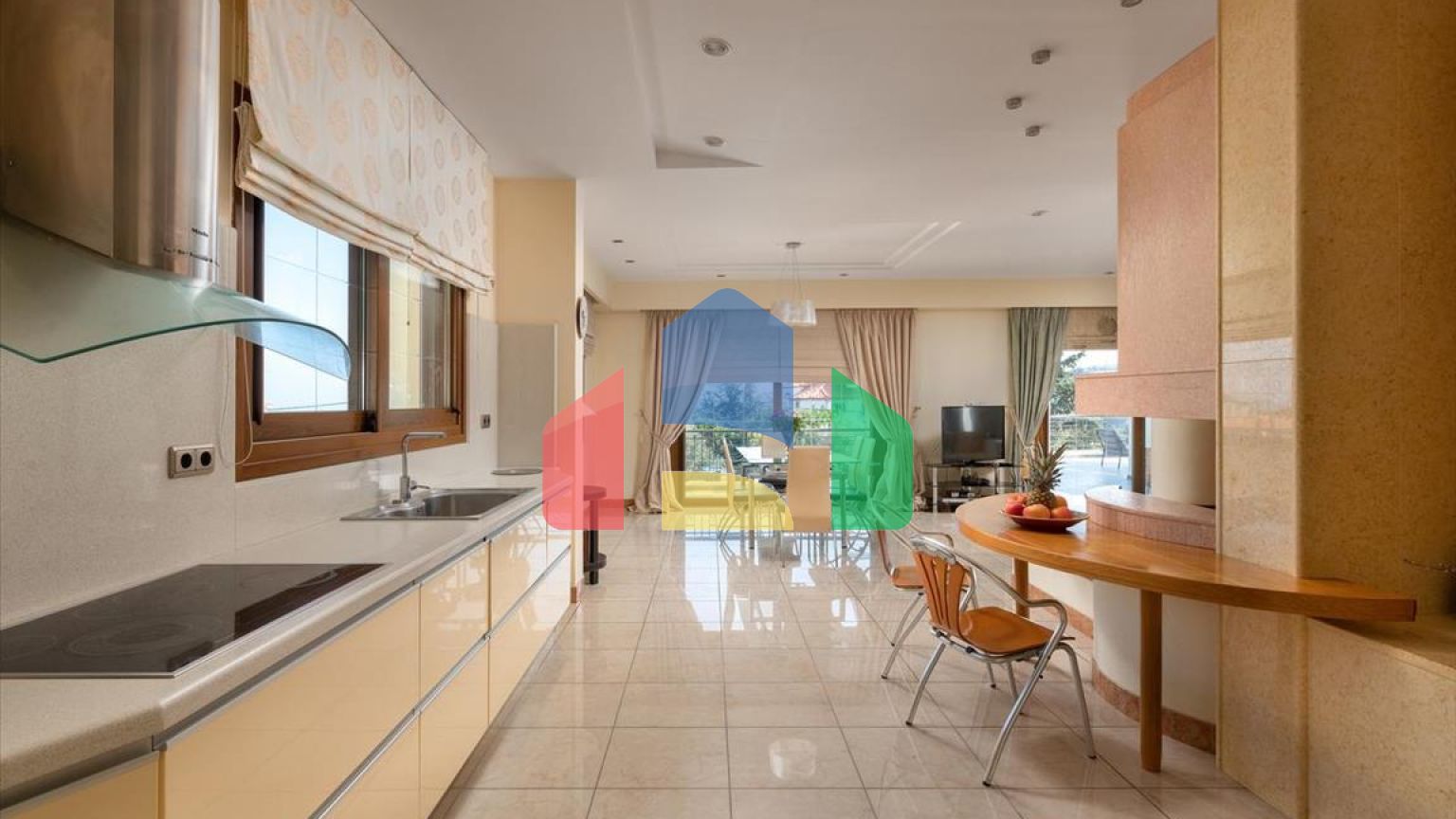 Продажа - Вилла 600 m² на Родосе